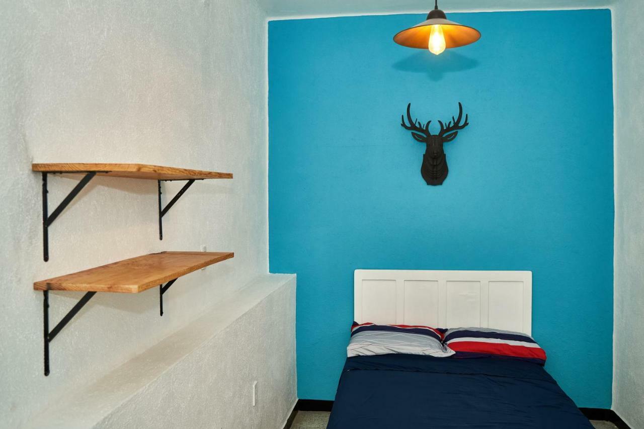 Hostal Americana Guadalajara Exterior foto